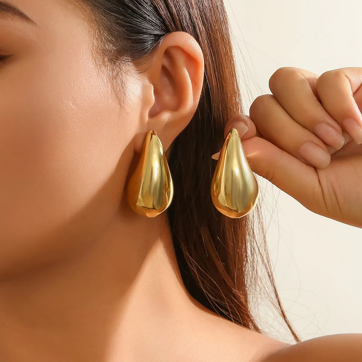 2024 New Trendy Plate Gold Color Chunky Waterdrop Dupes Drop Earrings for Women Personality Glossy Teardrop Earring Jewelry Gift